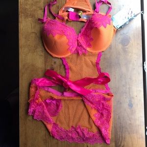 Stretch Fishnet Padded Cup Apron & Satin Bow [NWT]